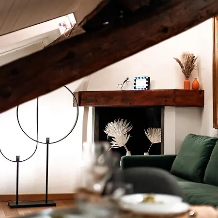 The Mirror Attic - Moscova Brera Apartament *